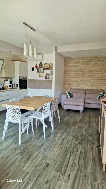 appartamento in vendita a Pistoia in zona Bottegone