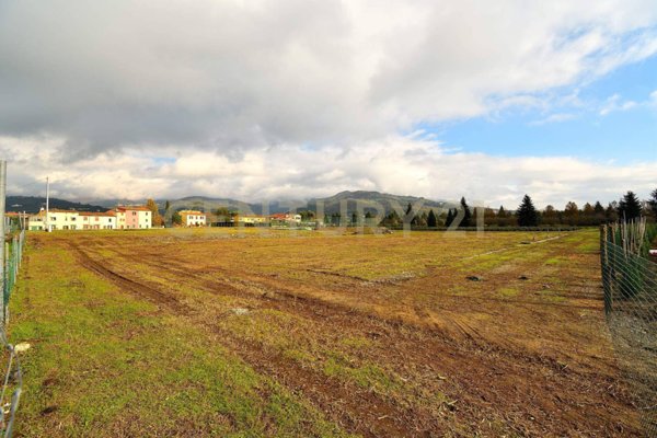 terreno agricolo in vendita a Pistoia