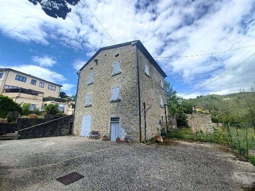 casa indipendente in vendita a Pistoia in zona San Felice