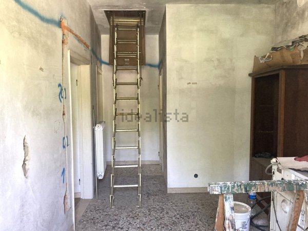 appartamento in vendita a Pistoia in zona Santomoro