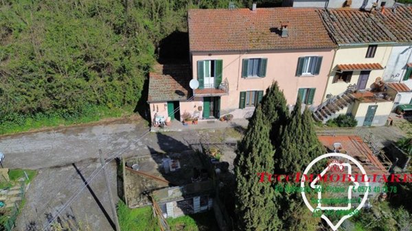 casa indipendente in vendita a Pistoia in zona San Felice