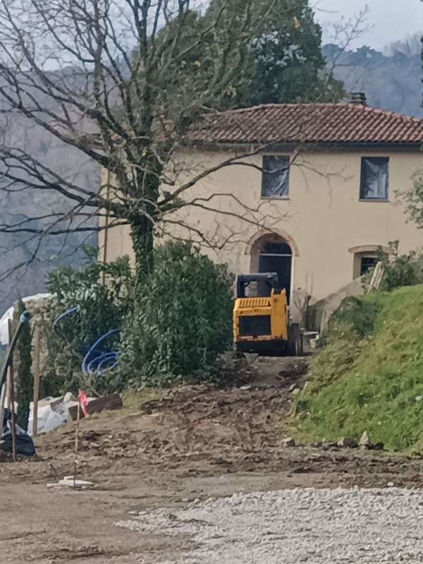 casa indipendente in vendita a Pistoia in zona San Felice