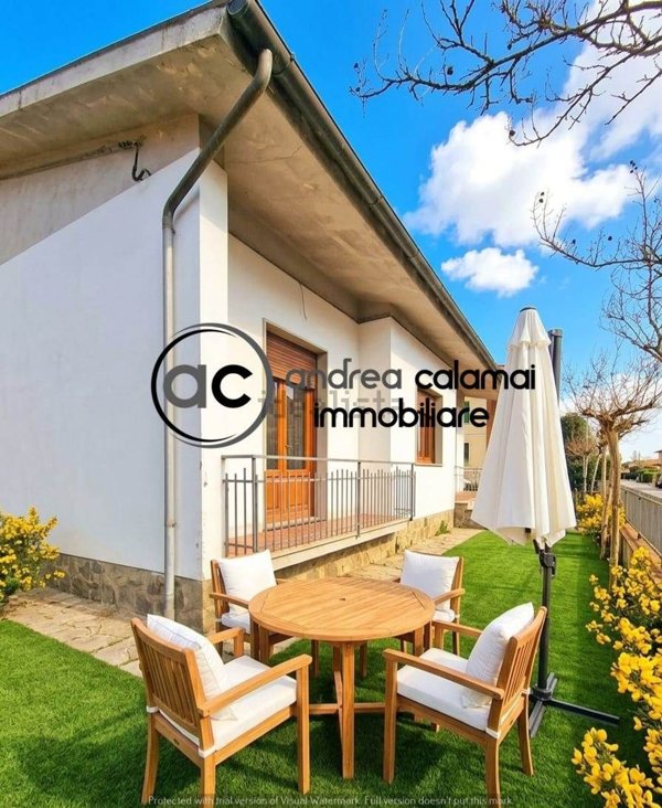 casa indipendente in vendita a Pistoia