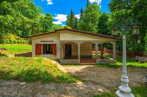 casa indipendente in vendita a Pistoia in zona San Felice
