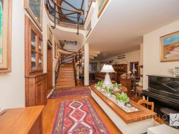 casa indipendente in vendita a Pistoia in zona Stadio