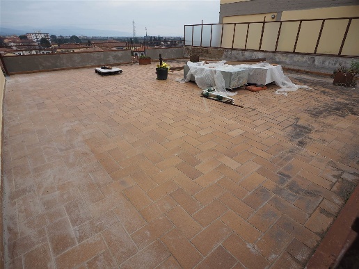 appartamento in vendita a Pistoia in zona Stadio