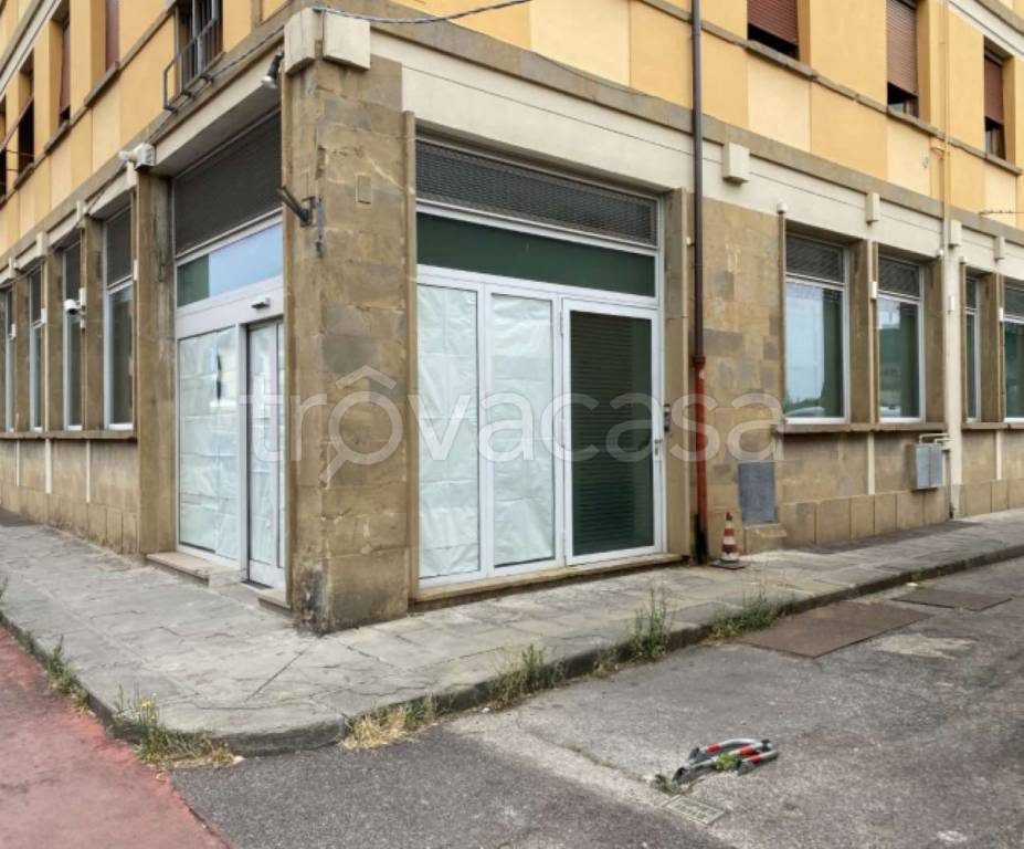 negozio in vendita a Pistoia