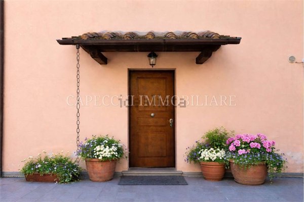 casa indipendente in vendita a Pistoia in zona Stadio