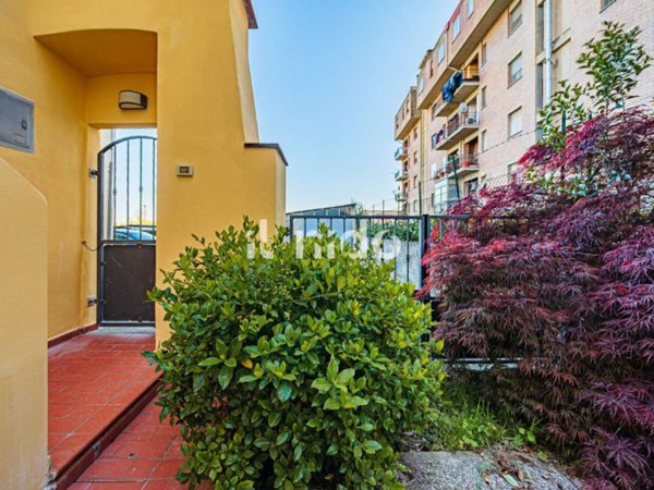 casa indipendente in vendita a Pistoia