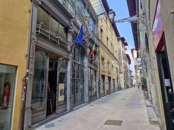 appartamento in vendita a Pistoia in zona Centro Città