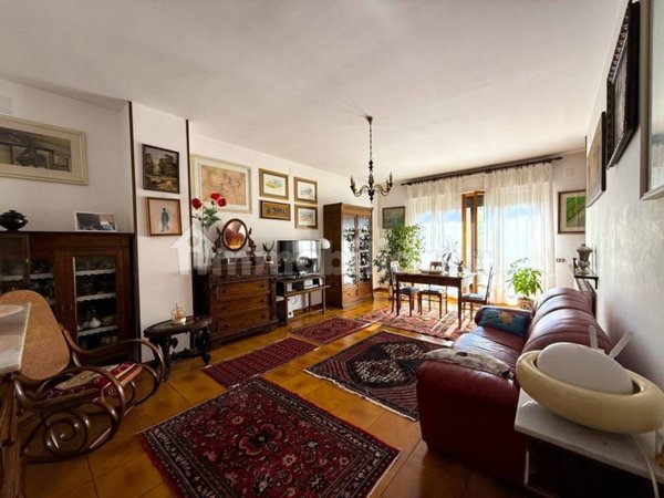 casa indipendente in vendita a Pistoia