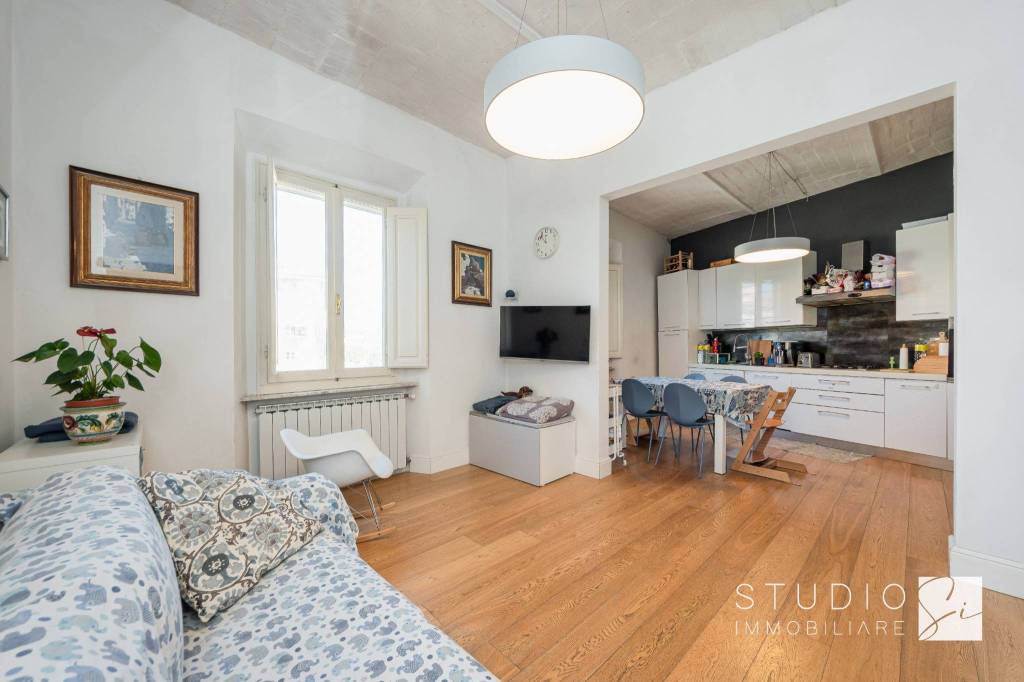 appartamento in vendita a Pistoia in zona Centro Città