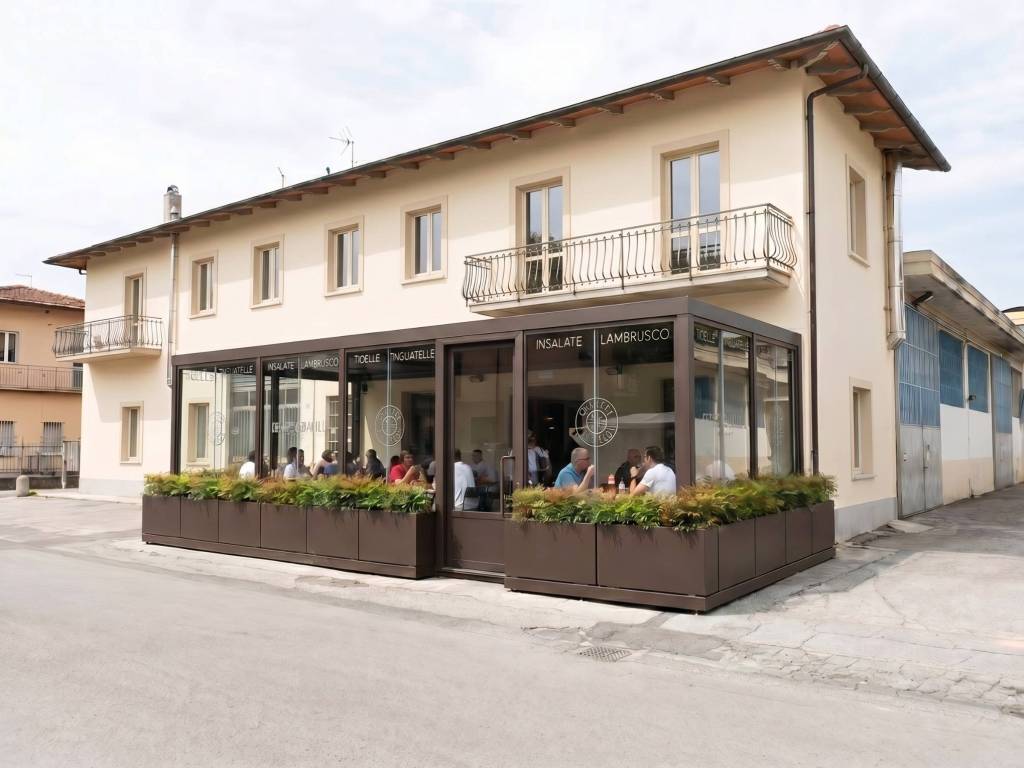 negozio in vendita a Pistoia