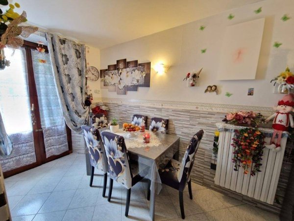 casa indipendente in vendita a Pistoia in zona Spazzavento