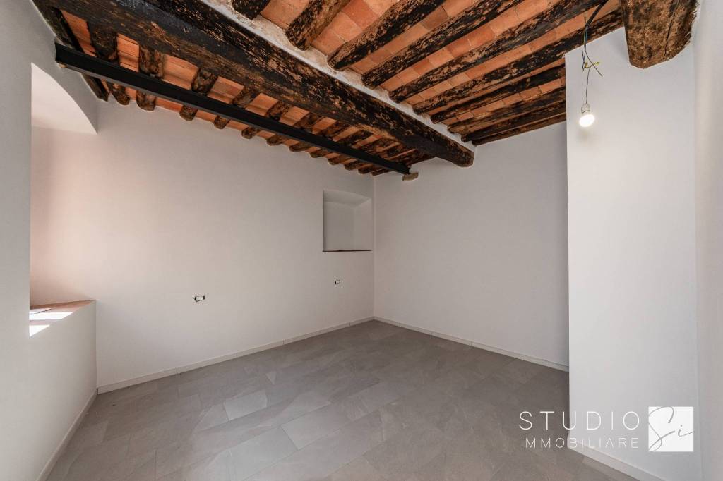 appartamento in vendita a Pistoia in zona Centro Città