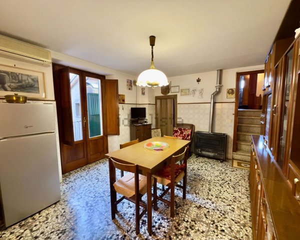 appartamento in vendita a Pistoia in zona Baggio