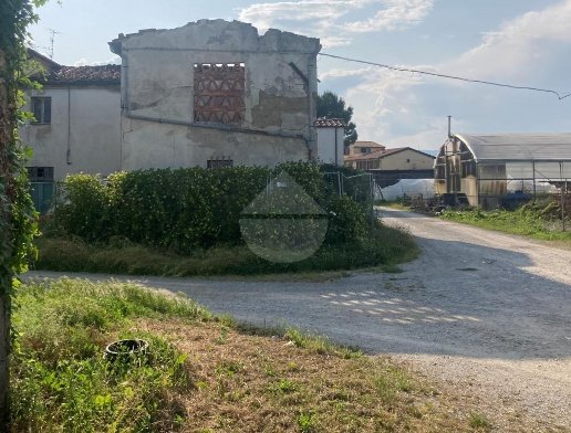 casa indipendente in vendita a Pistoia