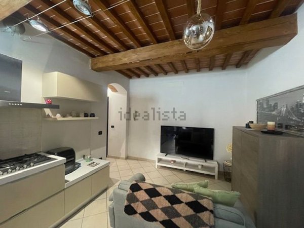 appartamento in vendita a Pistoia in zona Centro Città