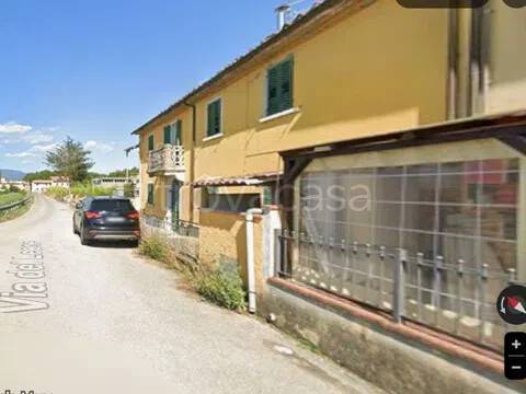 appartamento in vendita a Pistoia in zona Bottegone