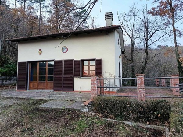 casale in vendita a Pistoia in zona Campiglio