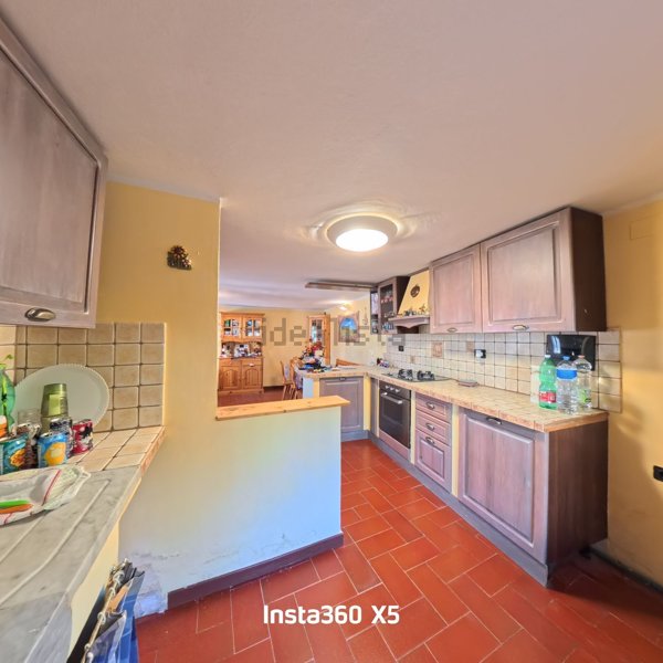 appartamento in vendita a Pistoia in zona Valdibure