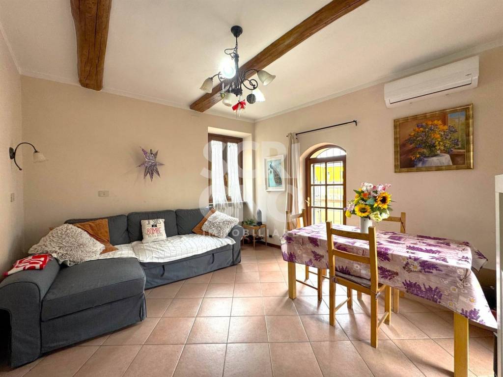 casa indipendente in vendita a Pistoia in zona Centro Città