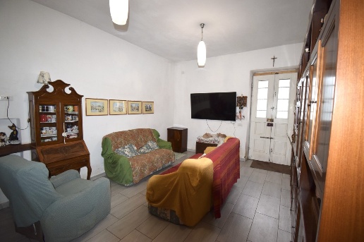casa indipendente in vendita a Pistoia in zona Stadio