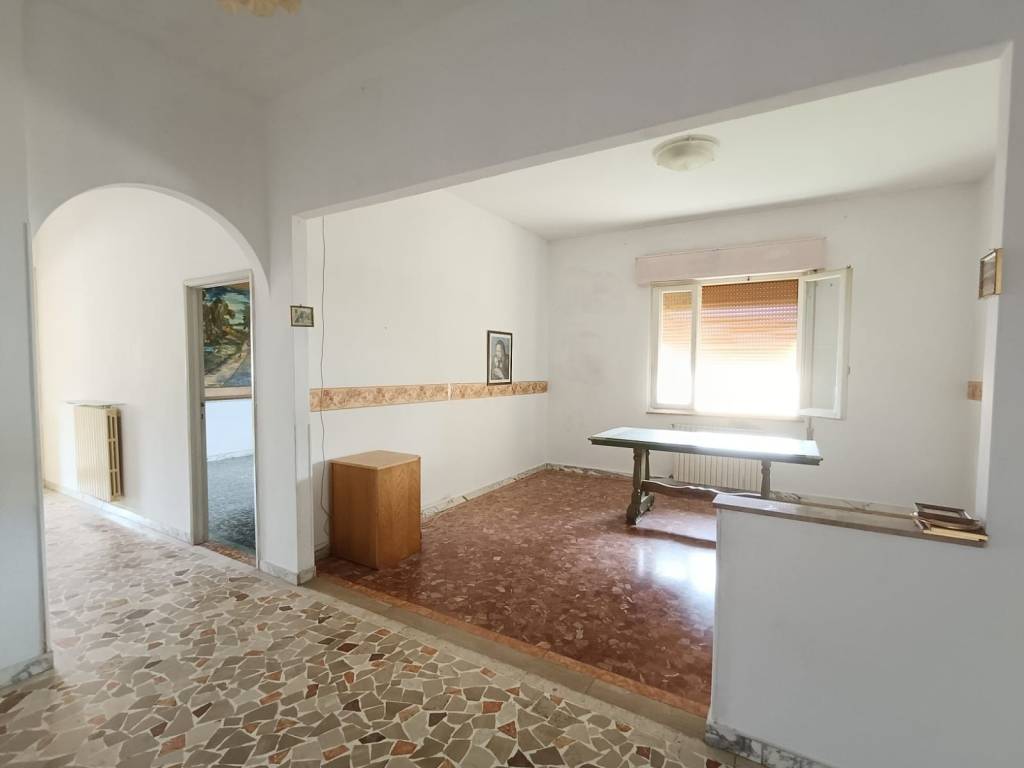appartamento in vendita a Pistoia in zona Valdibure
