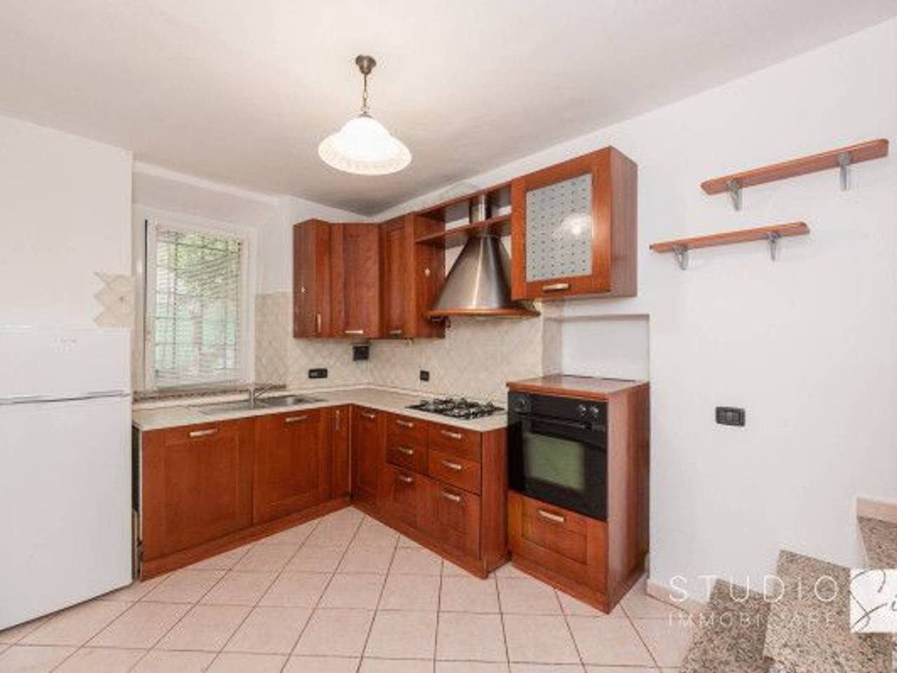 casa indipendente in vendita a Pistoia in zona Centro Città