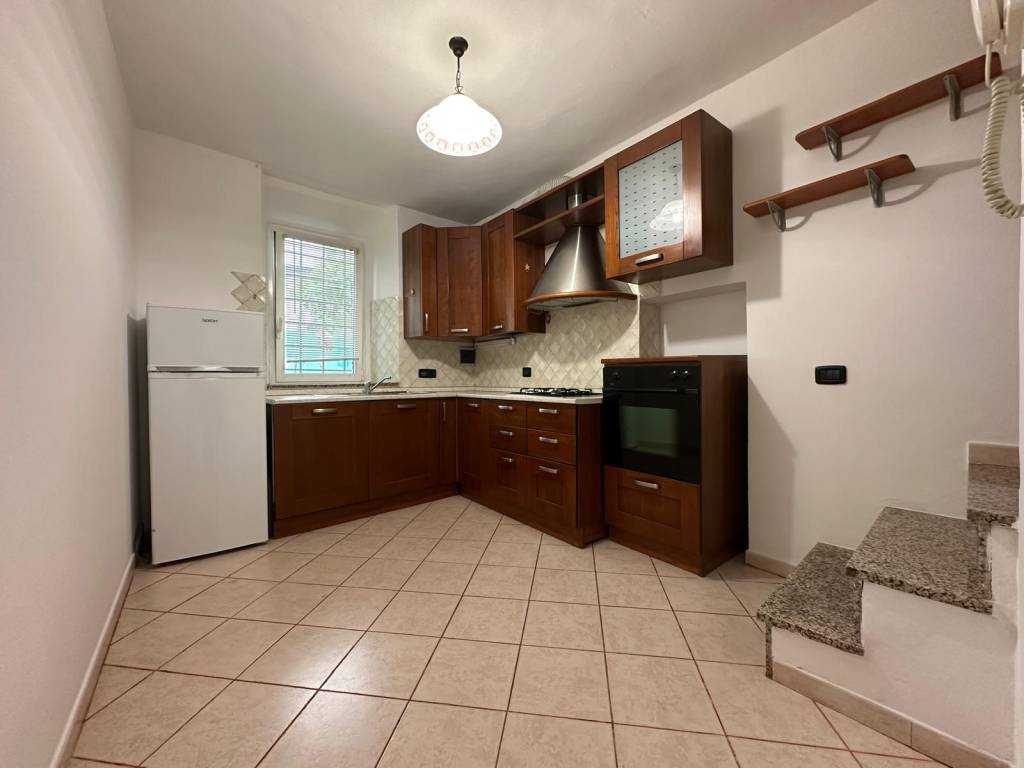 casa indipendente in vendita a Pistoia in zona Centro Città
