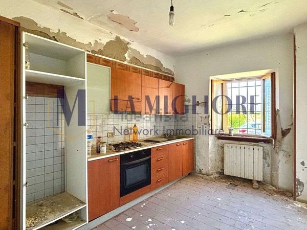 appartamento in vendita a Pistoia in zona Bottegone