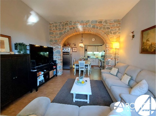 casa indipendente in vendita a Pistoia in zona Spazzavento