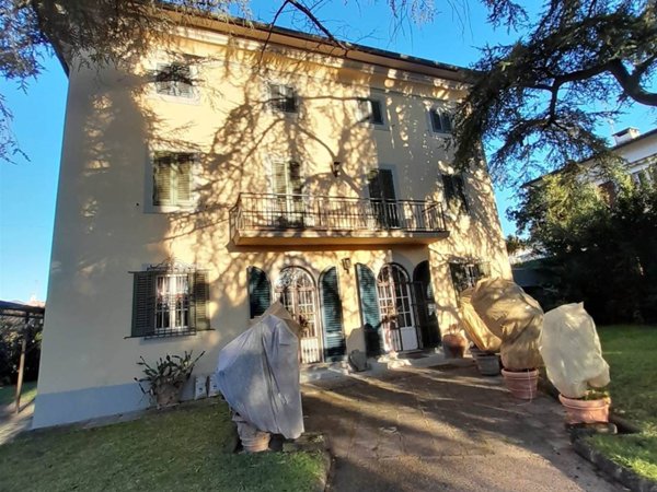 casa indipendente in vendita a Pistoia
