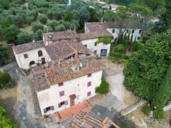 villa in vendita a Pistoia in zona Cacciaia
