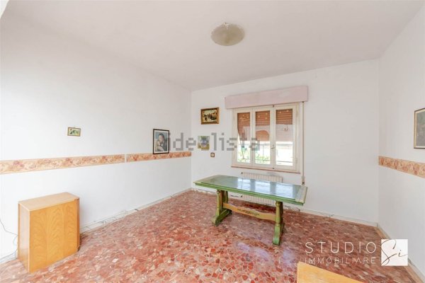 appartamento in vendita a Pistoia in zona Stadio