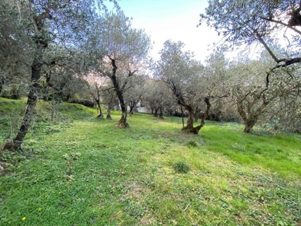 casa indipendente in vendita a Pistoia