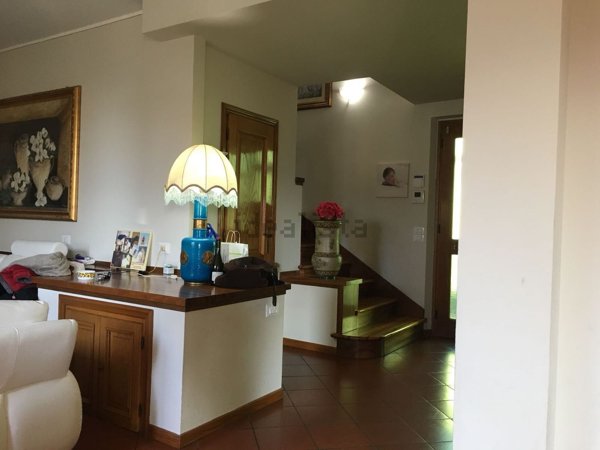casa indipendente in vendita a Pistoia in zona Stadio
