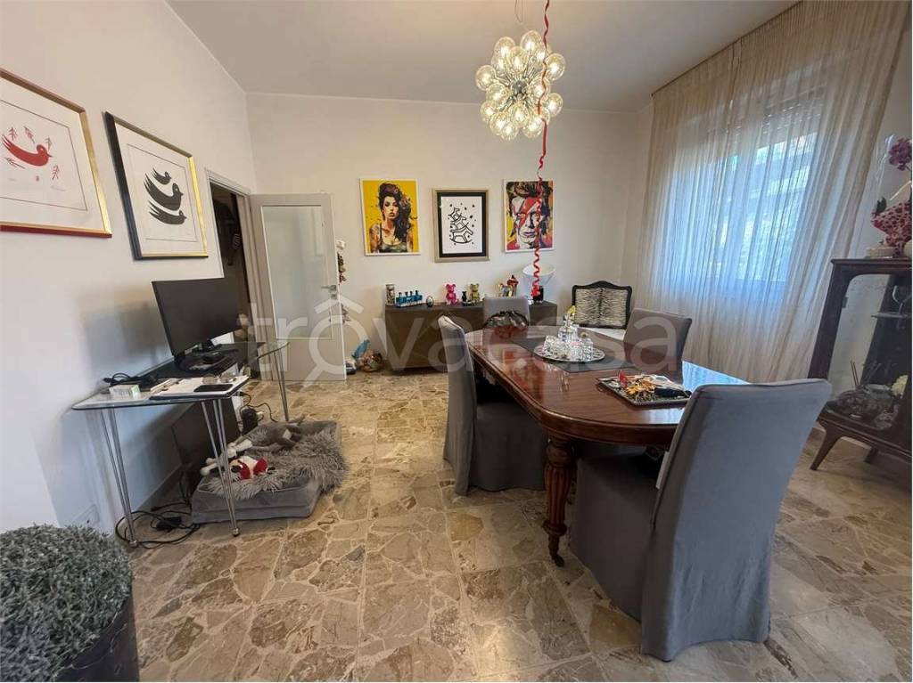 appartamento in vendita a Pistoia in zona Pontelungo