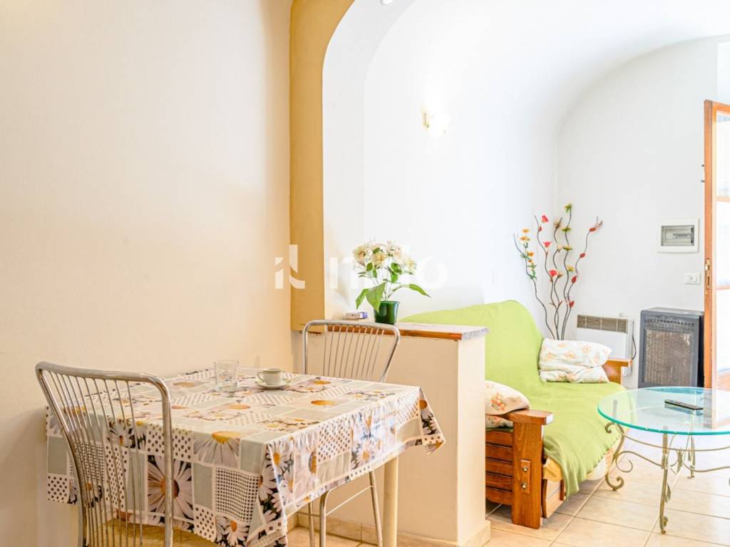 appartamento in vendita a Pistoia in zona Centro Città
