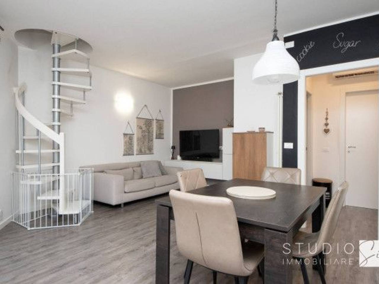 appartamento in vendita a Pistoia in zona Centro Città