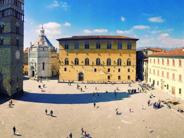 appartamento in vendita a Pistoia in zona Centro Città