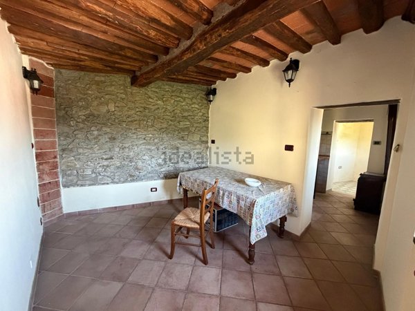casa indipendente in vendita a Pistoia in zona Baggio