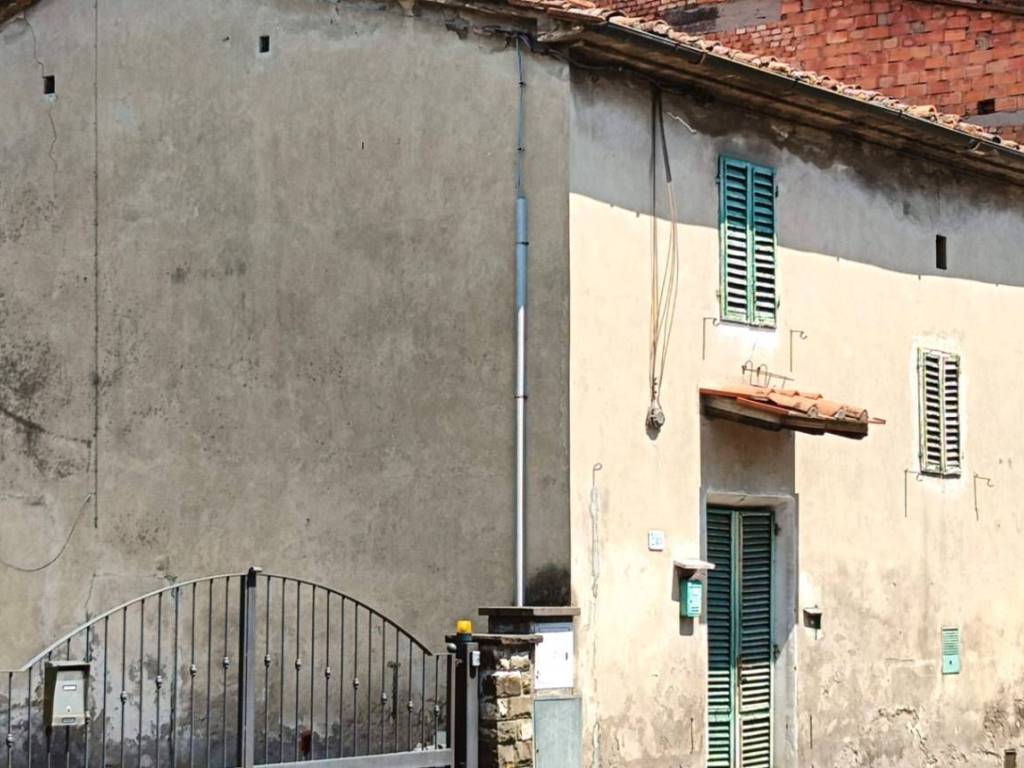 casa indipendente in vendita a Pistoia