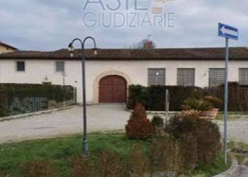 casa indipendente in vendita a Pistoia in zona Spazzavento