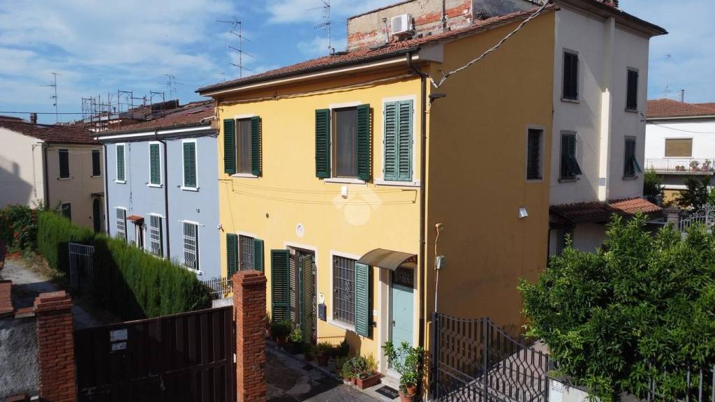 appartamento in vendita a Pistoia in zona Centro Città
