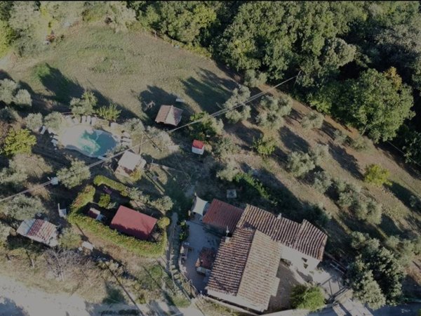 casa indipendente in vendita a Pistoia in zona La Cugna