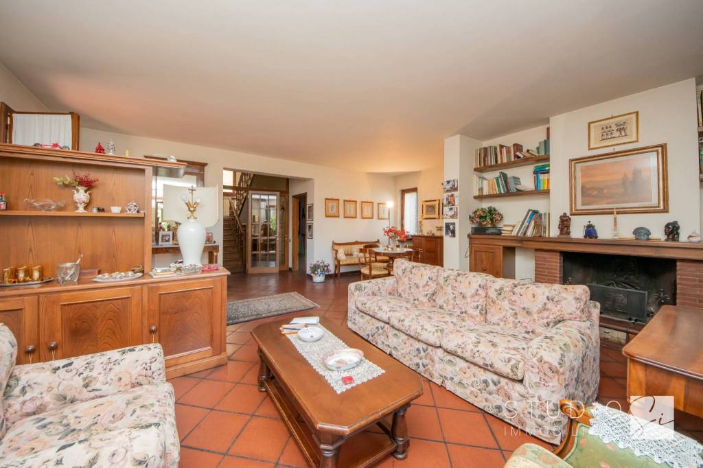 casa indipendente in vendita a Pistoia in zona Stadio