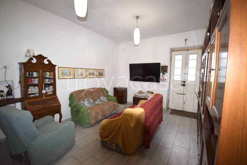 casa indipendente in vendita a Pistoia in zona Stadio