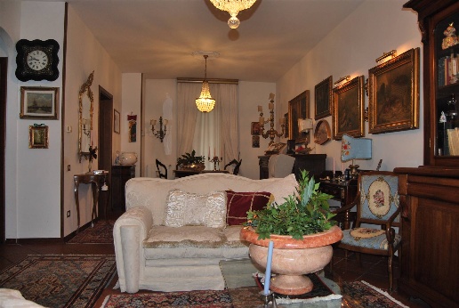 casa indipendente in vendita a Pistoia in zona Stadio