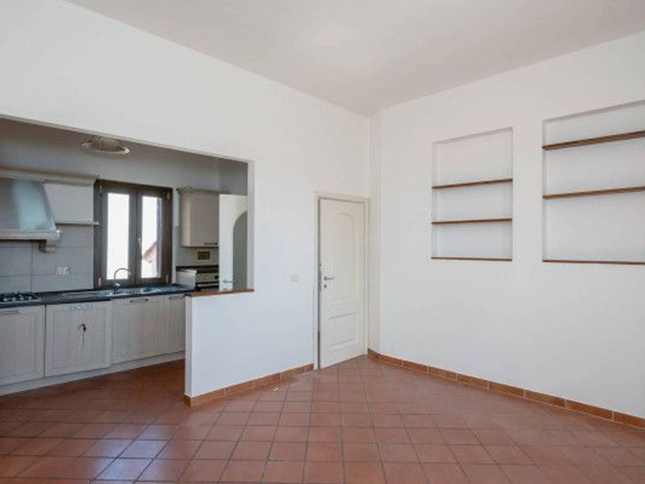 casa indipendente in vendita a Pistoia in zona Bottegone